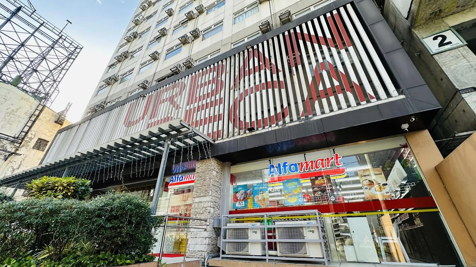 Apartment Urban Deca Edsa Budget Place W/ Unli Wi-Fi Netflix Manila