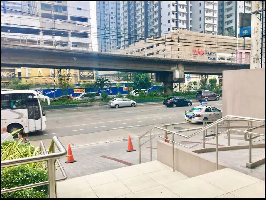 Urban Deca Edsa Budget Place W/ Unli Wi-Fi Netflix Manila Apartment